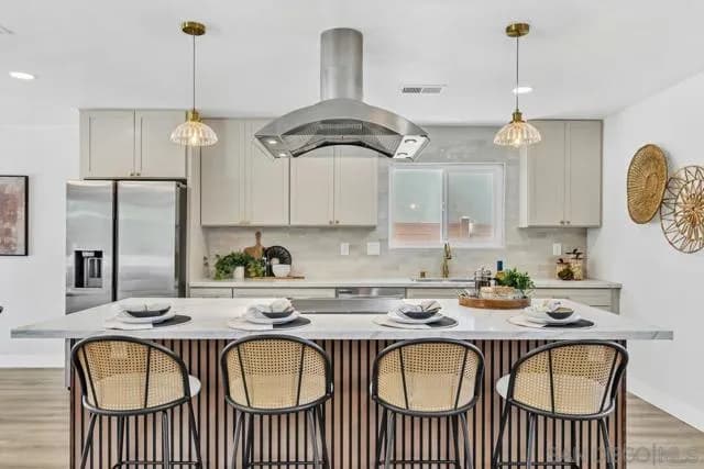 8782 Mulvaney Dr, San Diego, Active - Home for Sale