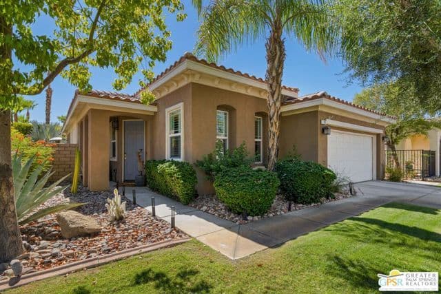 16 Shoreline Dr, Rancho Mirage, Active - Home for Sale