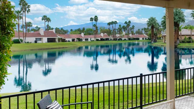 442 Sunningdale Dr, Rancho Mirage, Active - Home for Sale