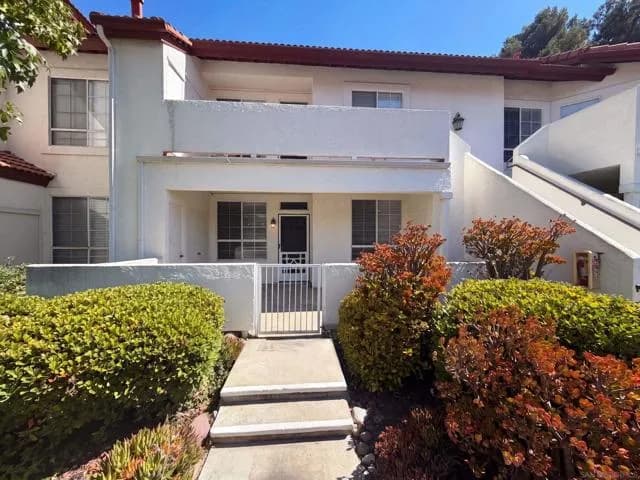 11570 Caminito La Bar, San Diego, Active - Home for Sale