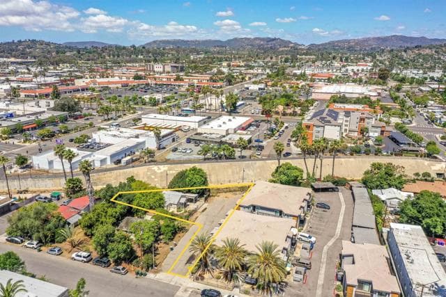 411 Waverly, Escondido, Active - Home for Sale