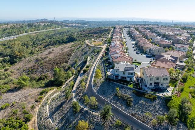 1832 Aliso Canyon Dr, Lake Forest, Active - Home for Sale