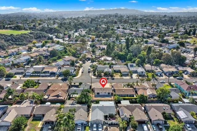 7131 Whipple Ave, San Diego, Active - Home for Sale