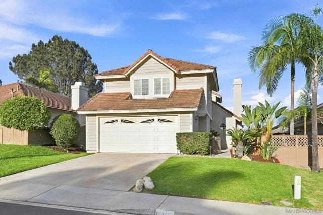 1910 Willow Ridge Dr, Vista, Active - Home for Sale