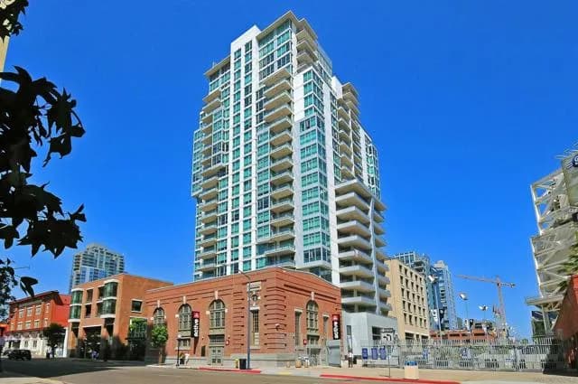 325 7th Ave, San Diego, Active - Home for Sale
