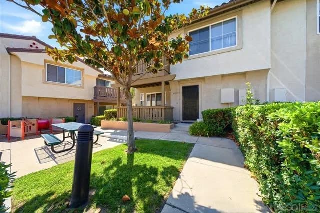 6015 Paseo Salinero, Carlsbad, Active - Home for Sale