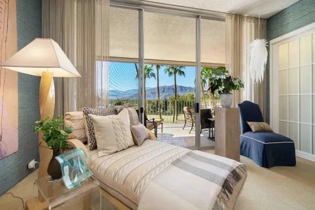 899 Island Dr, Rancho Mirage, Active - Home for Sale