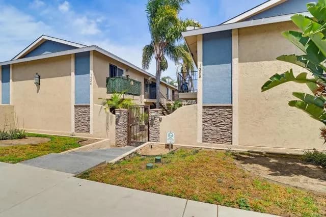 1328 Iris Ave, Imperial Beach, Active - Home for Sale