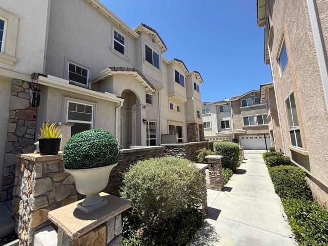 387 Connecticut, El Cajon, Active - Home for Sale