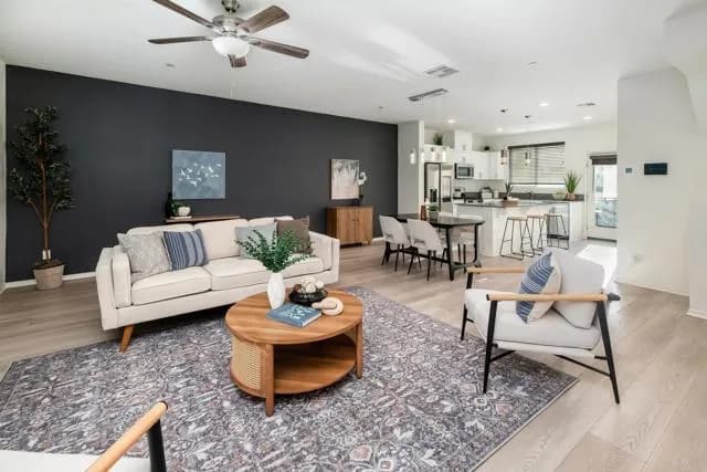 5232 Beachfront, San Diego, Active - Home for Sale