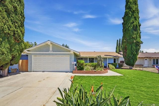 13736 Woodgate Place, Poway, Active - Home for Sale