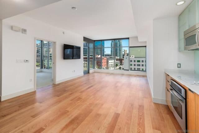 575 6th Ave, San Diego, Active - Home for Sale