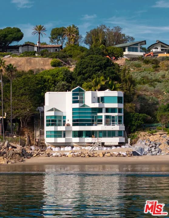 27960 Sea Ln Dr, Malibu, Active - Home for Sale