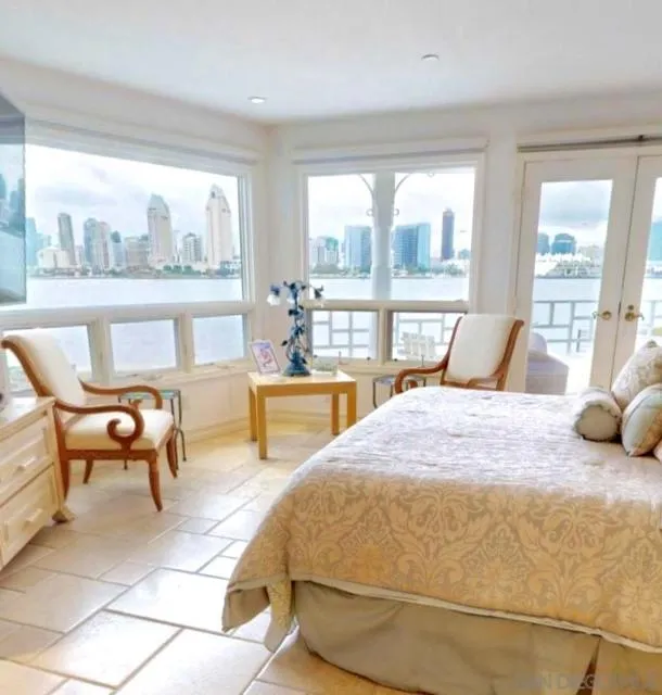 1099 1st St, Coronado, Active - Home for Sale