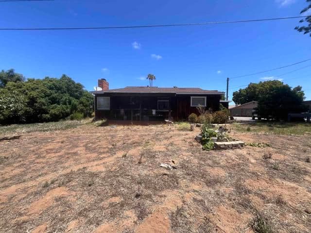 1501 Laurel Rd, Oceanside, Active - Home for Sale