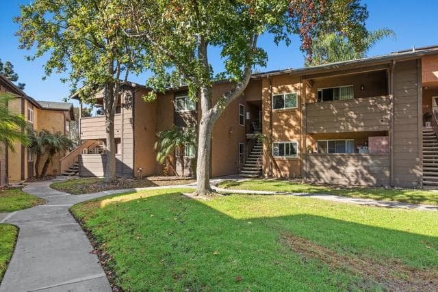 502 Calle Montecito 13, Oceanside, Active - Home for Sale