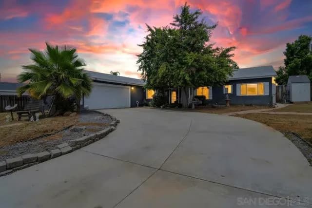 121 Stephanie Ln, El Cajon, Active - Home for Sale