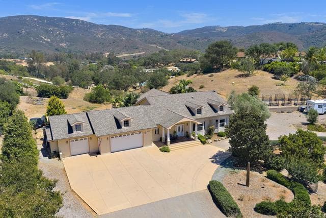 20125 Colina Encantada Way, Escondido, Active - Home for Sale