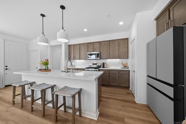 39392 Corvina Ln, Temecula, Active - Home for Sale