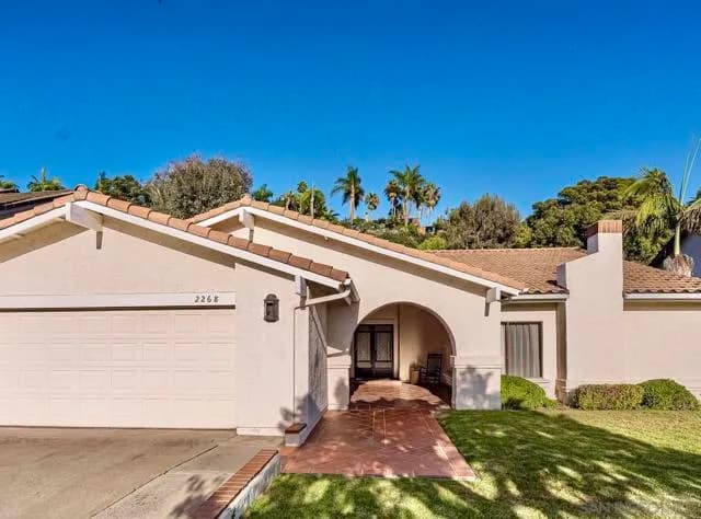 2268 Valley Rd, Oceanside, Active - Home for Sale