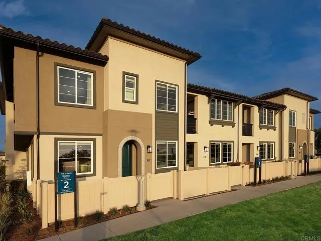 511 Avenida Centro, Chula Vista, Active - Home for Sale